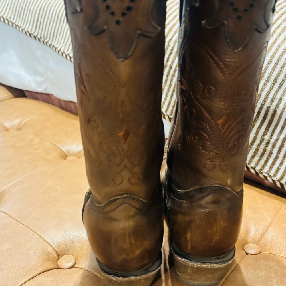 Corral Brown Embroidered Heeled Boots - Picture 3 of 7